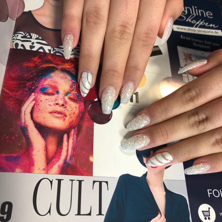 Shellac - Kosmetik & Nagelstudio